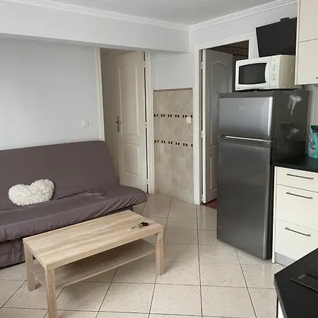 Apartmán Location F2 Saisonnier Proche Cros De *